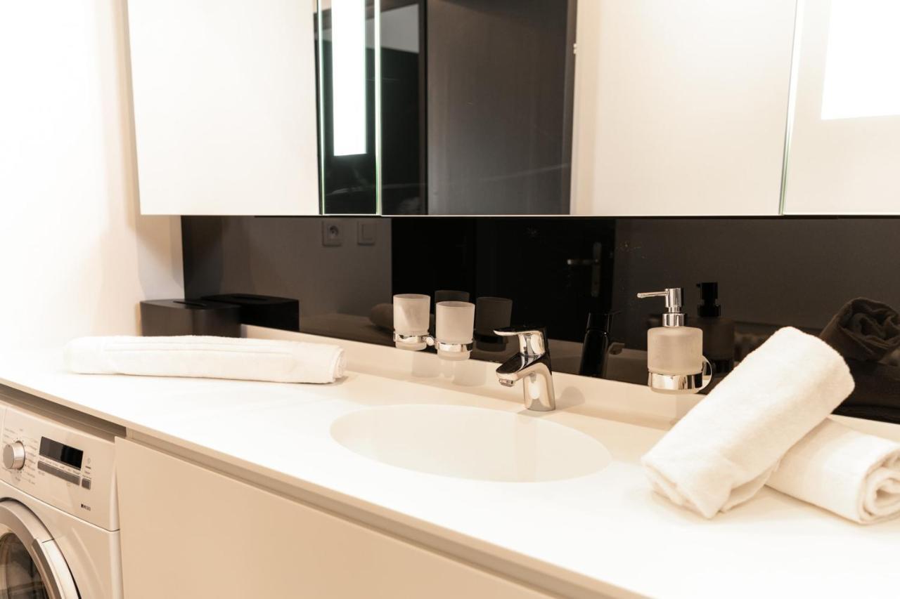 Les Sorbiers - Apartment 2 Bedrooms Top Floor - Parking & Terrace Annecy Luaran gambar